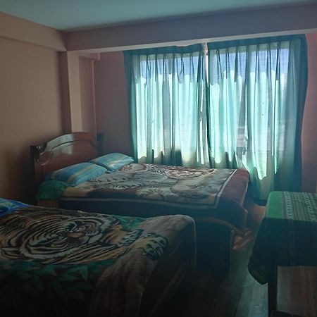 Manco Kapac Hotel Копакабана Екстериор снимка